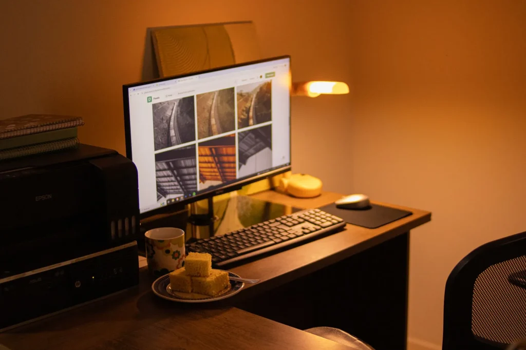 Warm home office monitor setup for reducing blue light
